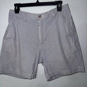 Vineyard vines men’s size 31 shorts lightly worn